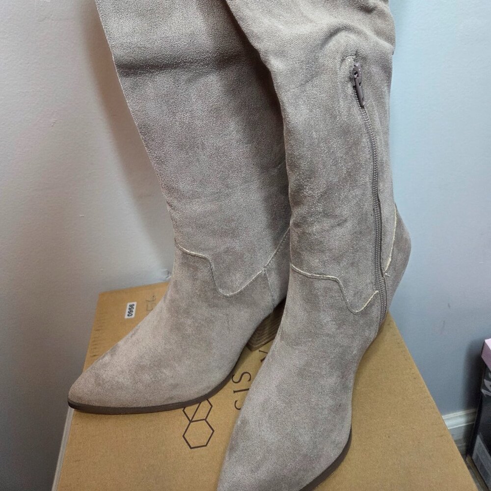 Oasis Society Gray Faux Suede Lacey Knee High Boots, Women's Size 6.5